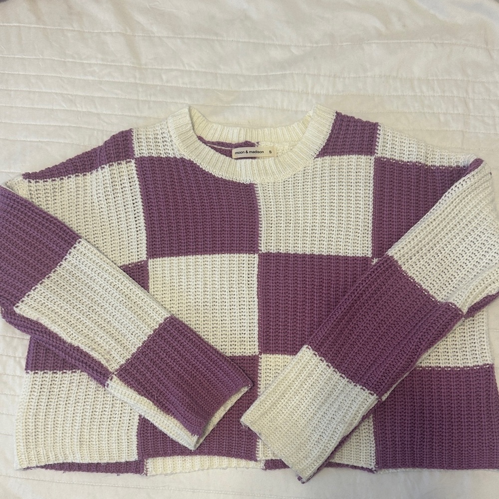 moon & madison Purple and Cream Checkered Sweater